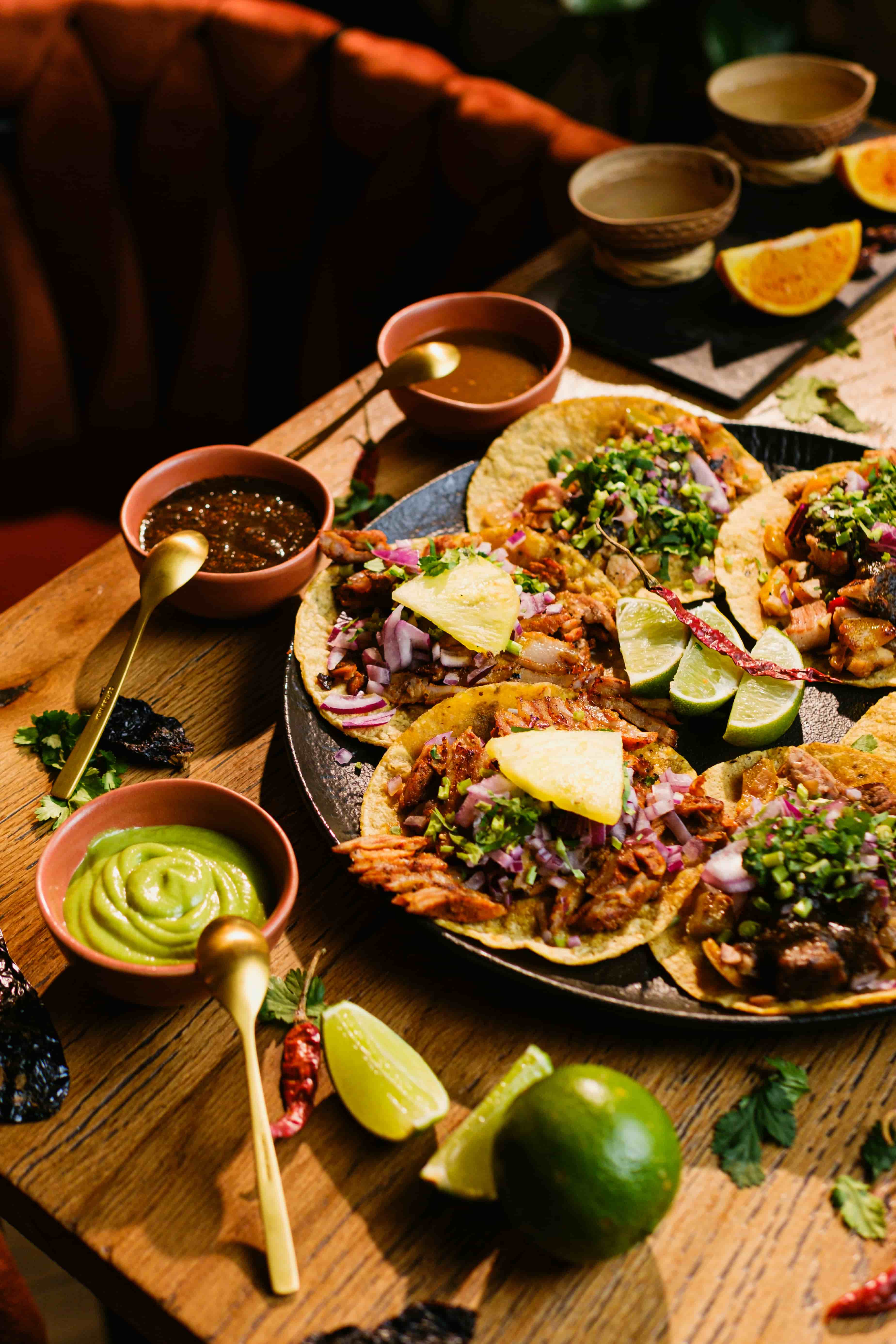 Ingredientes para hacer tacos al pastor